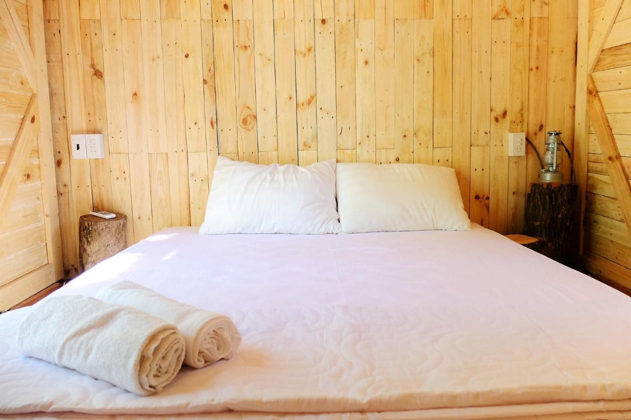 Villa Dao Hoa Vang Cam Ranh - Venuestay Εξωτερικό φωτογραφία