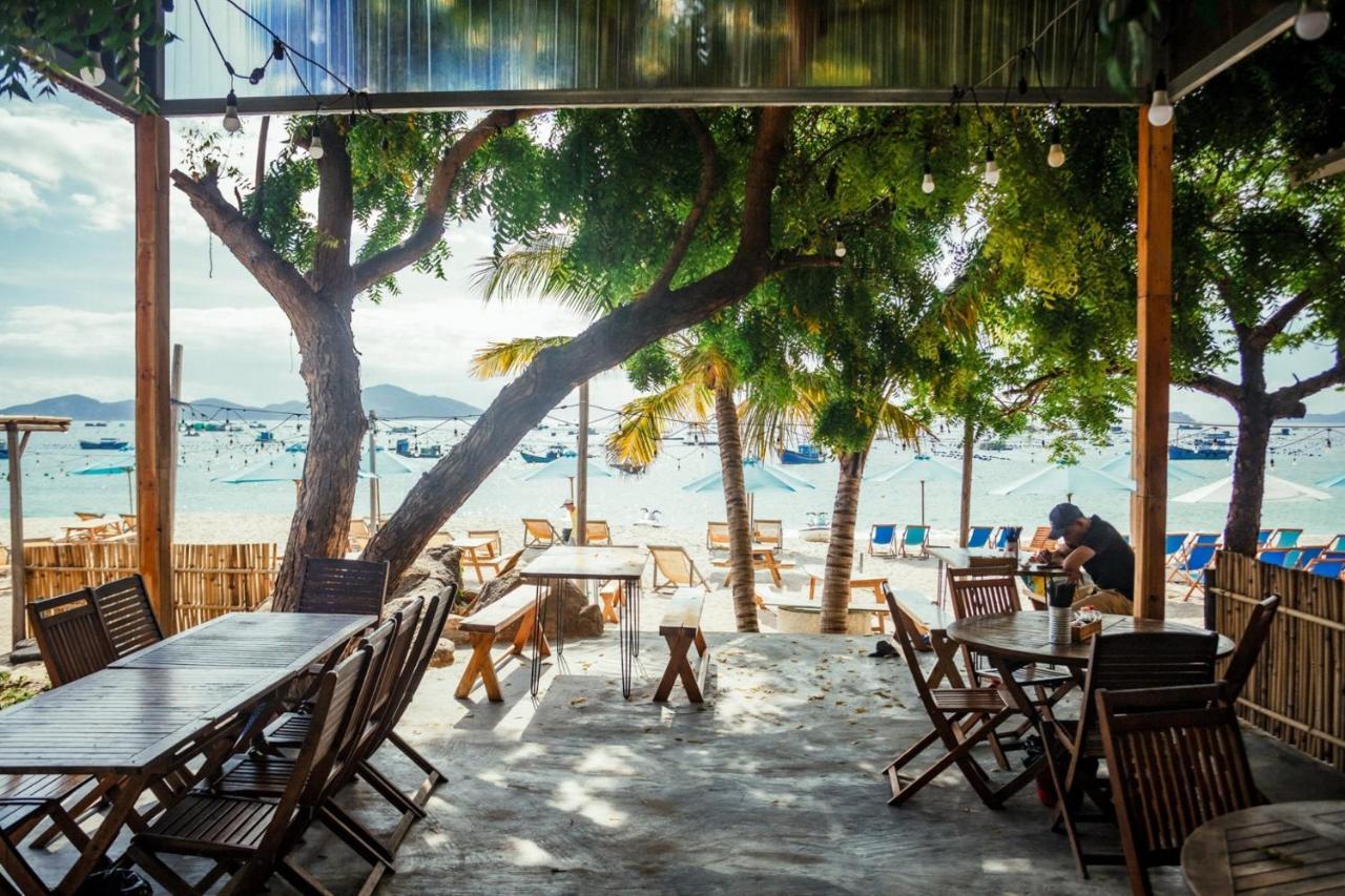 Villa Dao Hoa Vang Cam Ranh - Venuestay Εξωτερικό φωτογραφία